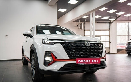 Changan CS35PLUS, 2024 год, 2 450 000 рублей, 24 фотография