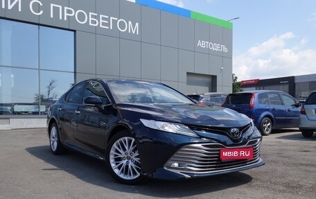 Toyota Camry, 2019 год, 3 199 000 рублей, 1 фотография