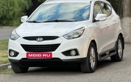 Hyundai ix35 I рестайлинг, 2012 год, 1 490 000 рублей, 2 фотография