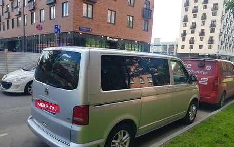 Volkswagen Multivan T5, 2010 год, 3 000 000 рублей, 3 фотография