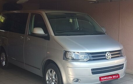 Volkswagen Multivan T5, 2010 год, 3 000 000 рублей, 26 фотография