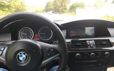 BMW 5 серия, 2004 год, 1 200 000 рублей, 28 фотография