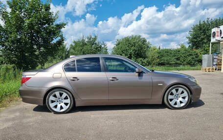 BMW 5 серия, 2004 год, 1 200 000 рублей, 38 фотография