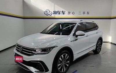 Volkswagen Tiguan II, 2023 год, 3 720 000 рублей, 1 фотография