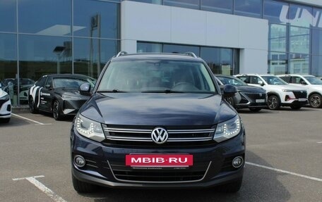 Volkswagen Tiguan I, 2012 год, 1 686 800 рублей, 2 фотография