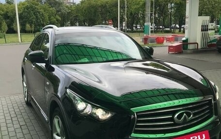 Infiniti FX II, 2013 год, 2 100 000 рублей, 12 фотография