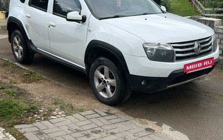 Renault Duster I рестайлинг, 2013 год, 900 000 рублей, 3 фотография