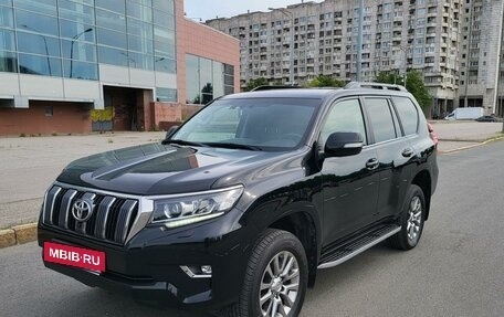 Toyota Land Cruiser Prado 150 рестайлинг 2, 2018 год, 5 400 000 рублей, 3 фотография