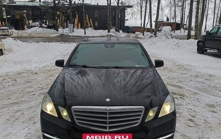 Mercedes-Benz E-Класс, 2012 год, 1 570 000 рублей, 2 фотография