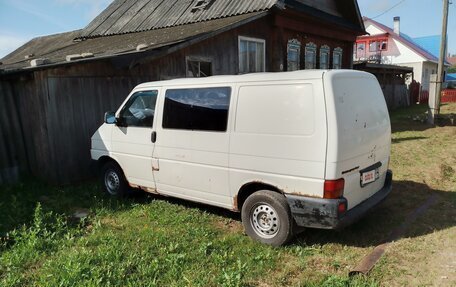 Volkswagen Transporter T4, 2000 год, 900 000 рублей, 3 фотография