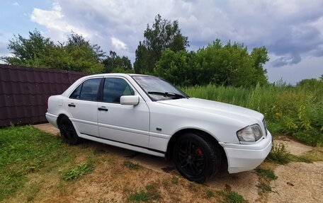 Mercedes-Benz C-Класс, 1995 год, 285 000 рублей, 3 фотография