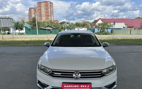 Volkswagen Passat B8 рестайлинг, 2019 год, 3 500 000 рублей, 9 фотография