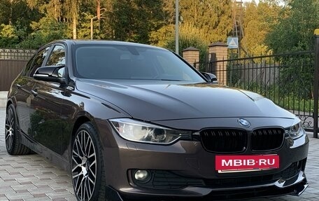 BMW 3 серия, 2013 год, 1 450 000 рублей, 10 фотография