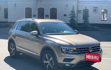 Volkswagen Tiguan II, 2017 год, 2 980 000 рублей, 3 фотография