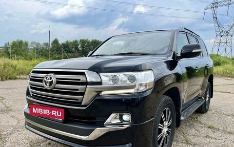 Toyota Land Cruiser 200, 2015 год, 5 100 000 рублей, 2 фотография