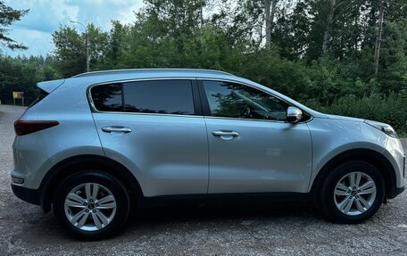 KIA Sportage IV рестайлинг, 2018 год, 2 198 000 рублей, 8 фотография