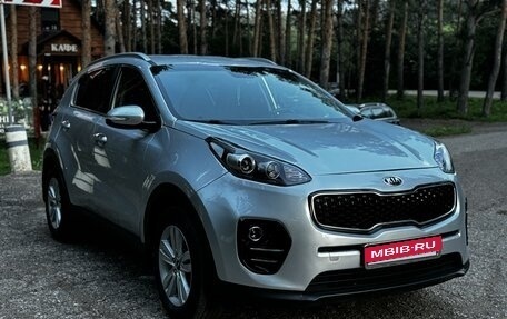 KIA Sportage IV рестайлинг, 2018 год, 2 198 000 рублей, 6 фотография