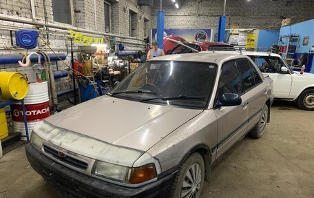 Mazda Familia, 1992 год, 85 000 рублей, 2 фотография