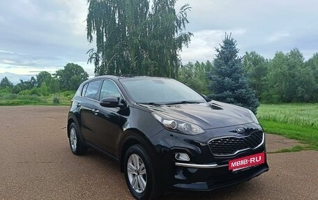 KIA Sportage IV рестайлинг, 2020 год, 2 399 999 рублей, 2 фотография