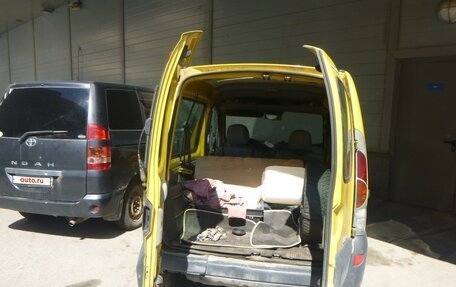 Renault Kangoo II рестайлинг, 2002 год, 150 000 рублей, 10 фотография