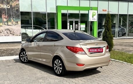 Hyundai Solaris II рестайлинг, 2014 год, 1 100 000 рублей, 4 фотография