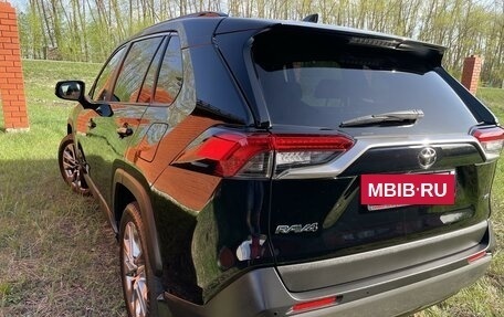 Toyota RAV4, 2020 год, 3 970 000 рублей, 8 фотография