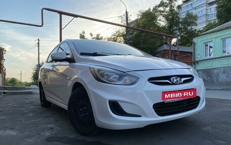 Hyundai Solaris II рестайлинг, 2013 год, 715 000 рублей, 8 фотография