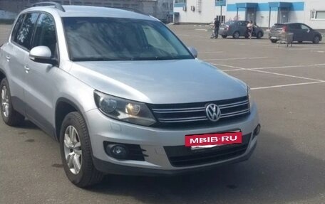 Volkswagen Tiguan I, 2012 год, 900 000 рублей, 2 фотография