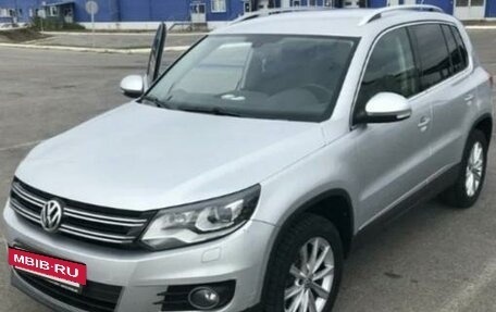 Volkswagen Tiguan I, 2012 год, 900 000 рублей, 3 фотография