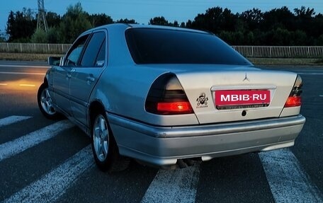 Mercedes-Benz C-Класс, 2000 год, 280 000 рублей, 6 фотография