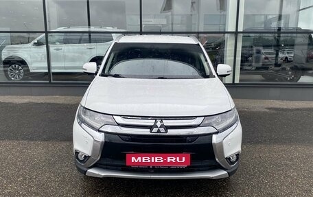 Mitsubishi Outlander III рестайлинг 3, 2017 год, 2 150 000 рублей, 2 фотография