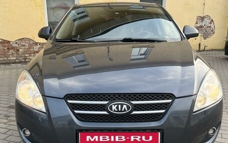 KIA cee'd I рестайлинг, 2009 год, 670 000 рублей, 2 фотография