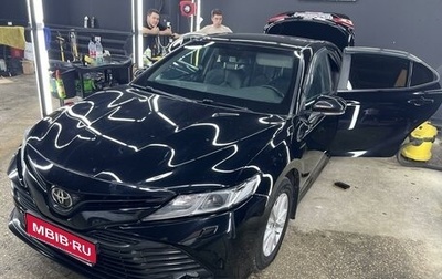 Toyota Camry, 2021 год, 4 500 000 рублей, 1 фотография