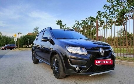 Renault Sandero II рестайлинг, 2015 год, 1 020 000 рублей, 3 фотография