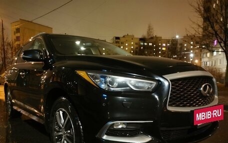 Infiniti QX60 I рестайлинг, 2017 год, 1 970 000 рублей, 4 фотография