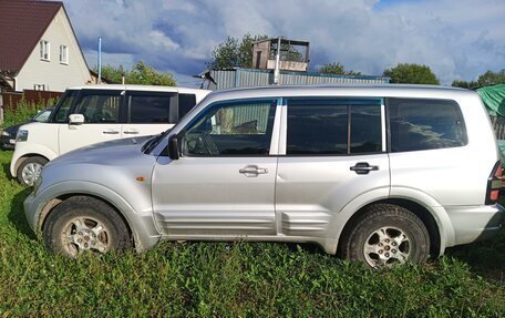 Mitsubishi Pajero III рестайлинг, 2002 год, 650 000 рублей, 6 фотография