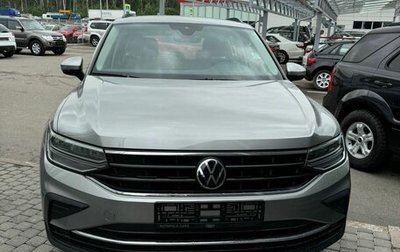 Volkswagen Tiguan II, 2021 год, 3 789 000 рублей, 1 фотография