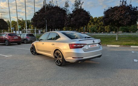 Skoda Superb III рестайлинг, 2016 год, 3 300 000 рублей, 5 фотография