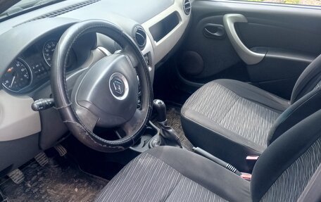 Renault Sandero I, 2010 год, 550 000 рублей, 4 фотография