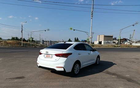 Hyundai Solaris II рестайлинг, 2017 год, 1 570 000 рублей, 4 фотография