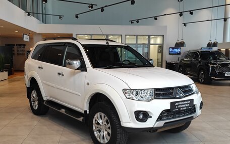 Mitsubishi Pajero Sport II рестайлинг, 2013 год, 1 895 000 рублей, 2 фотография