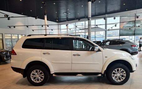 Mitsubishi Pajero Sport II рестайлинг, 2013 год, 1 895 000 рублей, 7 фотография