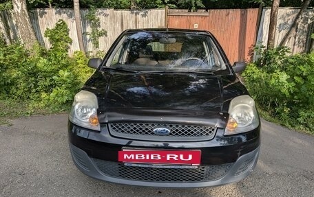 Ford Fiesta, 2008 год, 550 000 рублей, 3 фотография