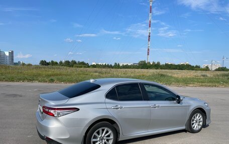 Toyota Camry, 2021 год, 3 000 000 рублей, 5 фотография