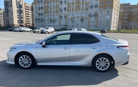 Toyota Camry, 2021 год, 3 000 000 рублей, 8 фотография