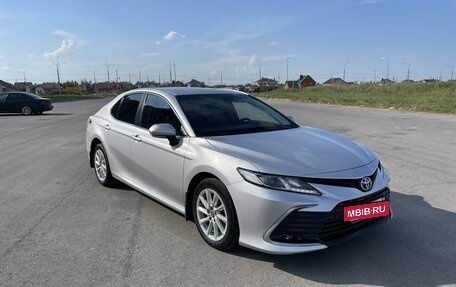 Toyota Camry, 2021 год, 3 000 000 рублей, 3 фотография