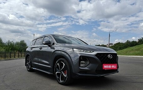 Hyundai Santa Fe IV, 2019 год, 3 750 000 рублей, 4 фотография