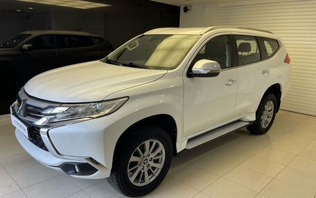 Mitsubishi Pajero Sport III рестайлинг, 2019 год, 3 300 000 рублей, 1 фотография