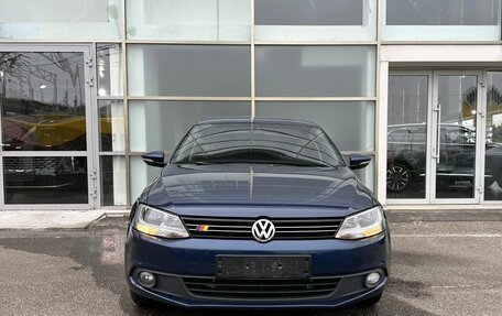 Volkswagen Jetta VI, 2013 год, 1 200 000 рублей, 2 фотография