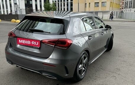 Mercedes-Benz A-Класс, 2019 год, 3 200 000 рублей, 3 фотография